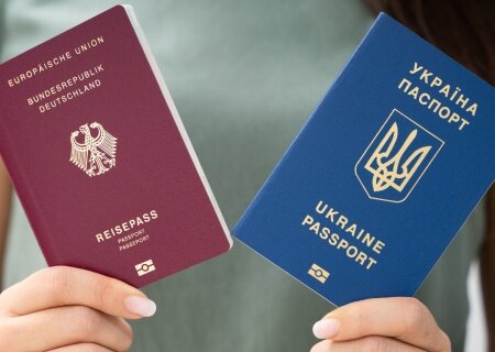    Зеленский новым законопроектом трижды нарушил Конституцию