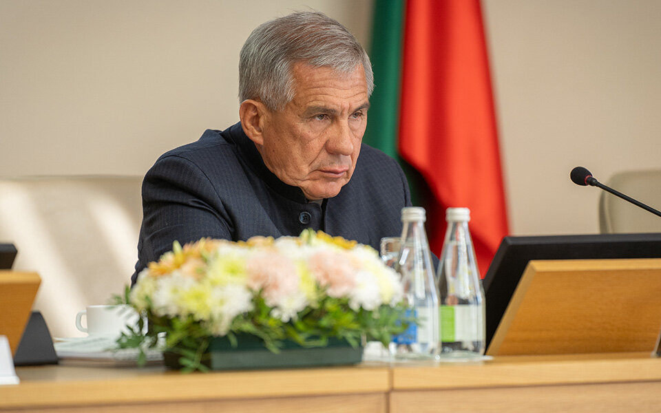 новгородцы и их вече. князь и вече в древней руси. ярослав мудрый и варяги. его призвали новгородцы порядок навести в земле. князь и вече кратко.