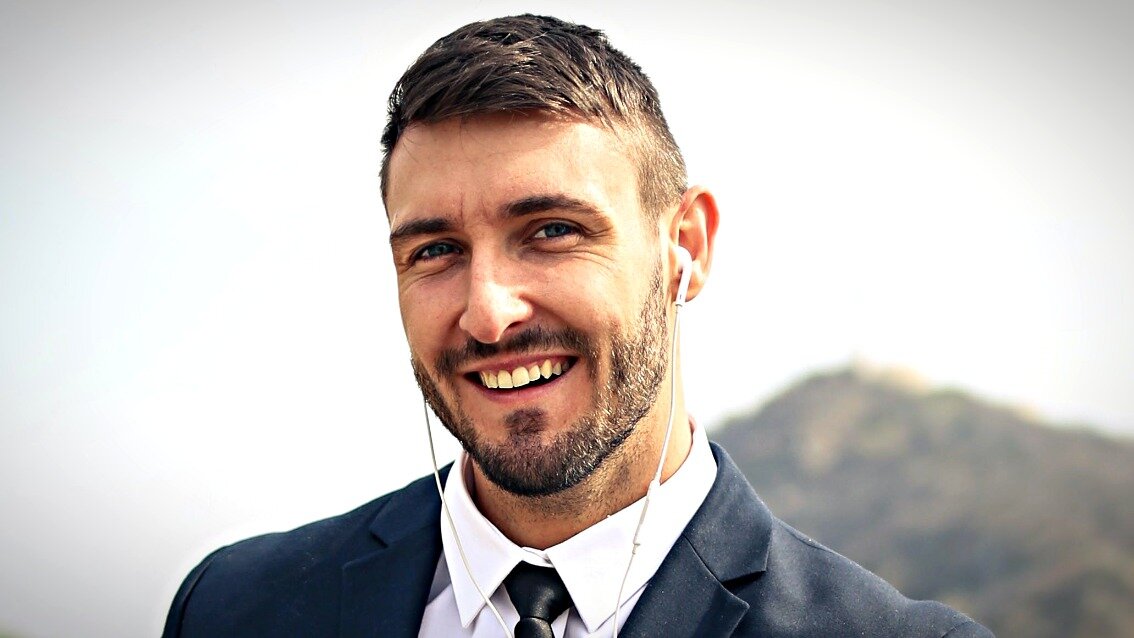 Афоризмы про поддержку. Перестань со мной дружить. Злитесь но не пепеставайте люьиьь. Перестань со мной дружить. Злись но не переставай любить.