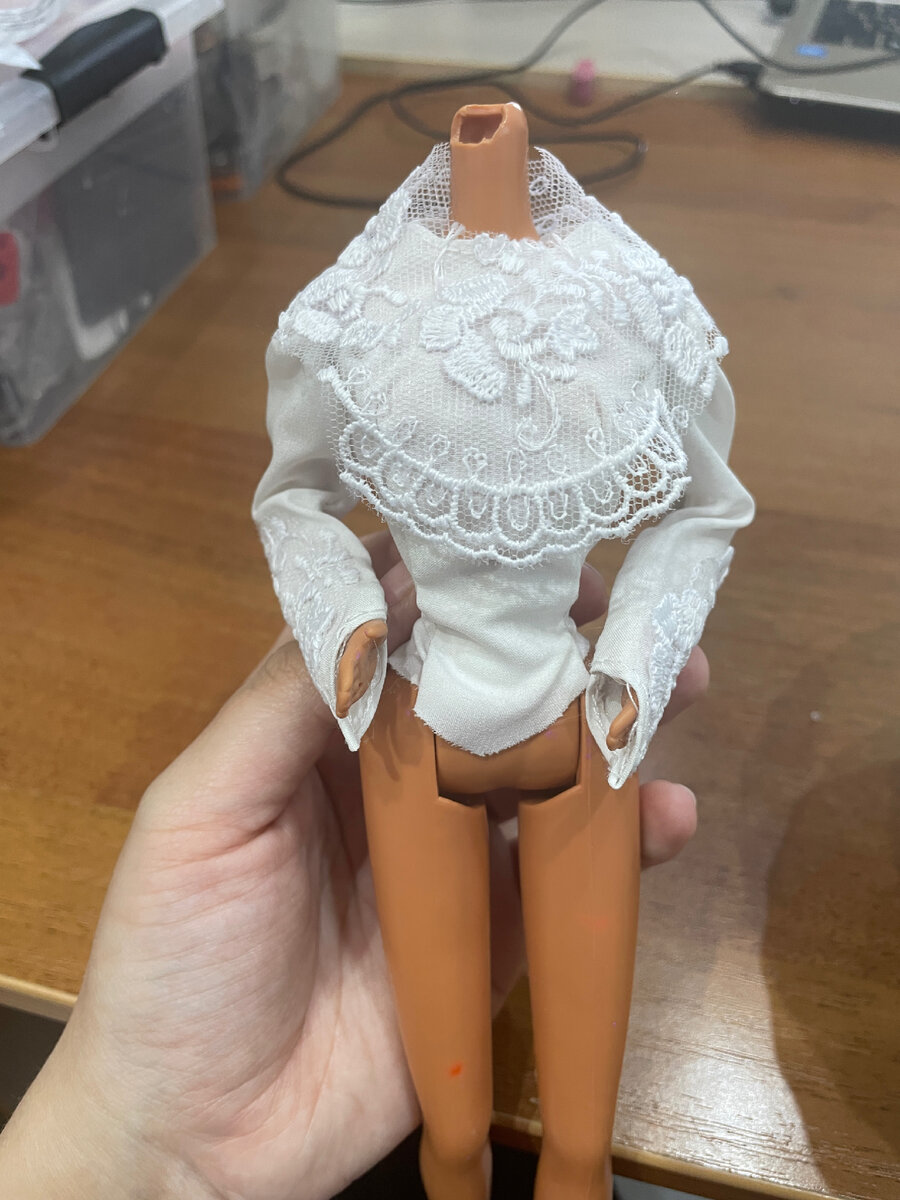 Создаем свадебное платье для куклы своими руками из подручных мат�ериалов.
