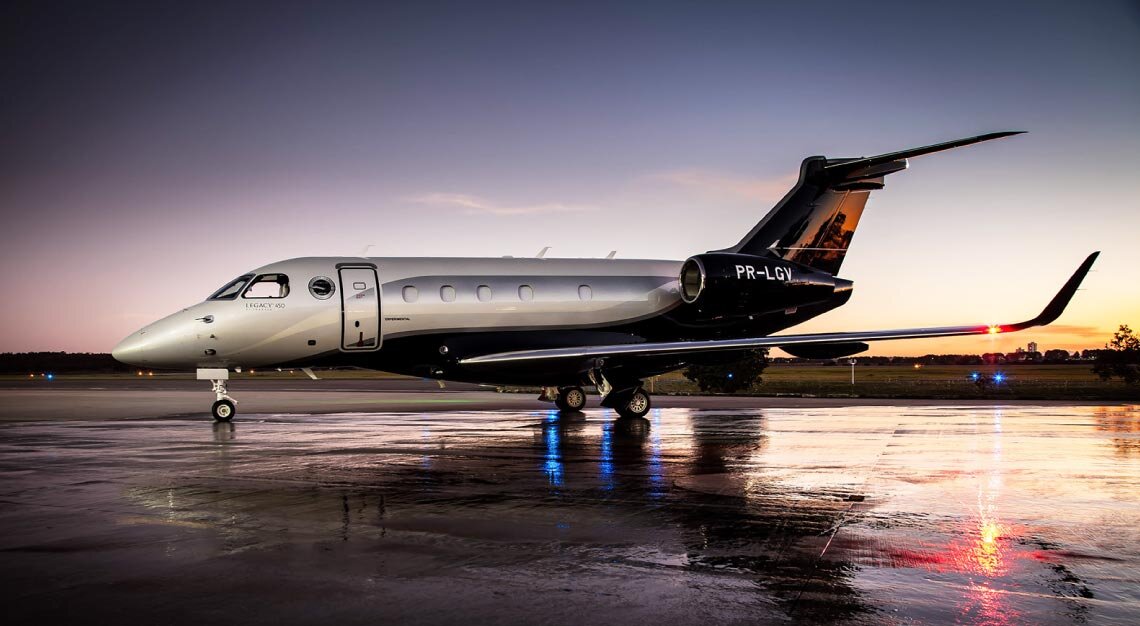 Embraer Legacy 450 - фото представлено представителем авиакомпании