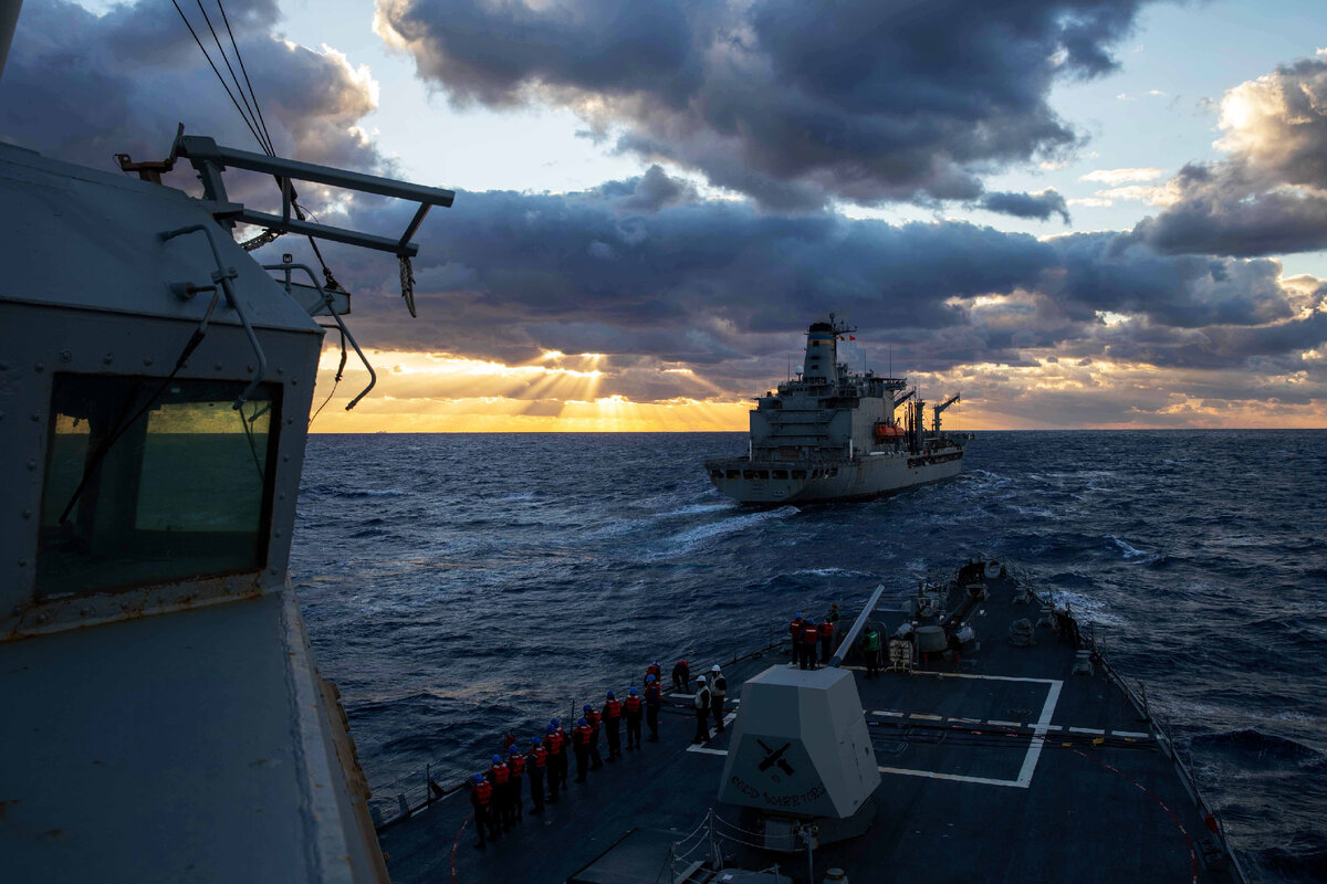 Фото: Petty Officer 2nd Class Cryton V/Keystone Press Agency