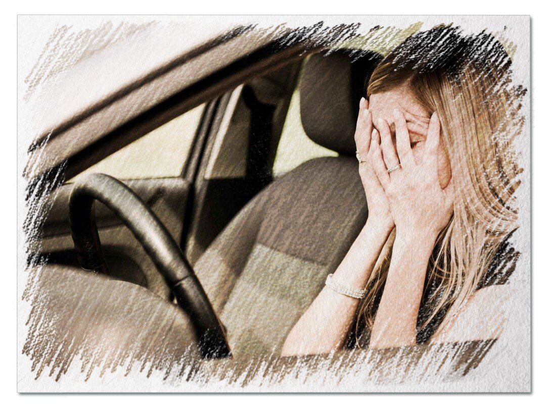 когда низнаешь что делать. слышишь сделай шаг. сделай первый шаг и дорога появится. ноги уходят. иногда в жизни надо сделать шаг.