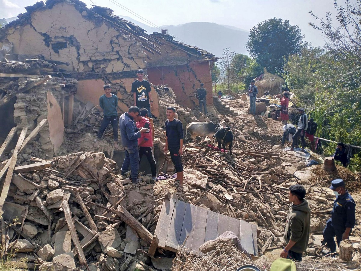 Землетрясение сегодня в мире где. Землетрясение в Непале 2015. Землетрясение в Непале (2023). Землетрясение в Непале 2022.