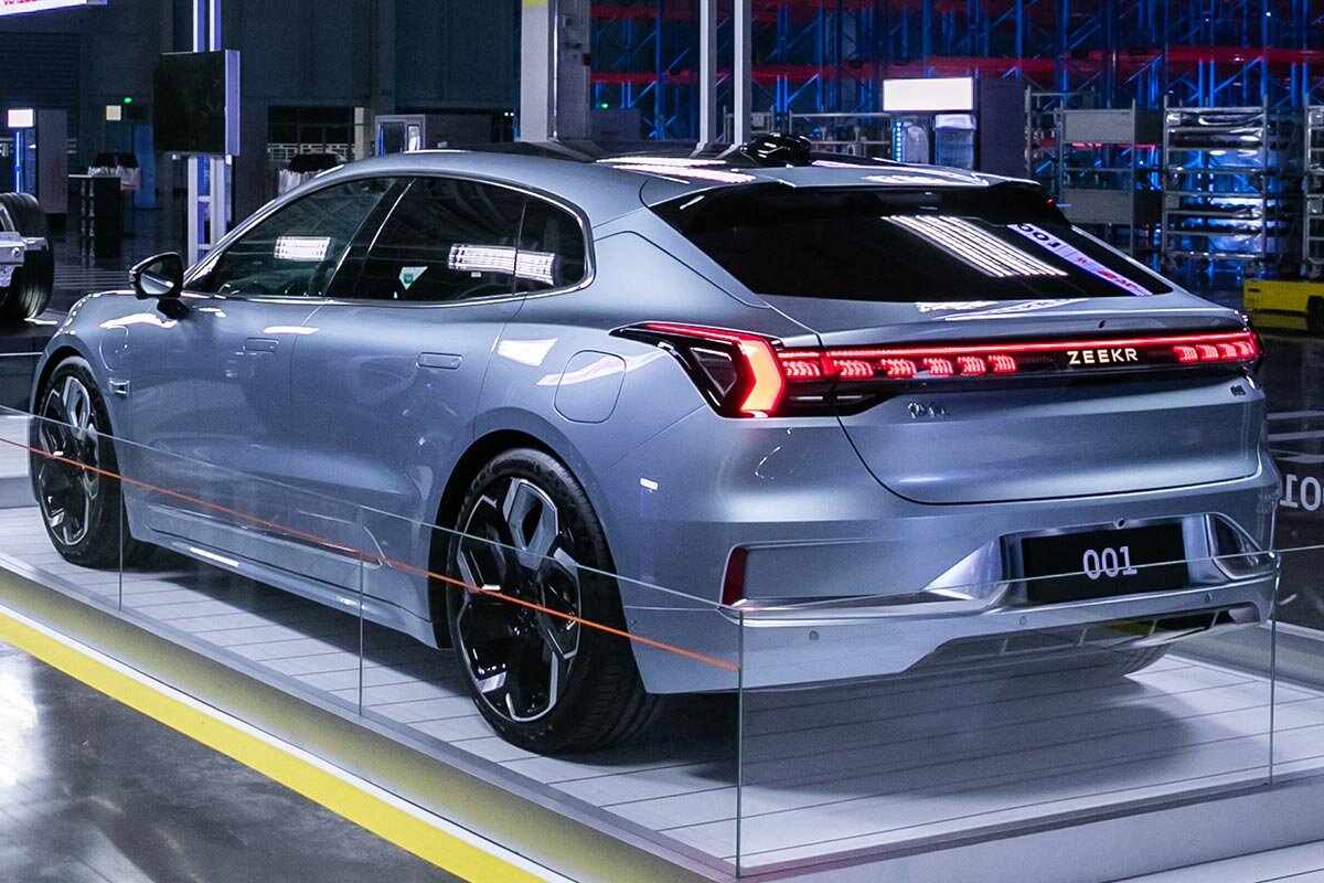 Есть кто владеет ими ? 