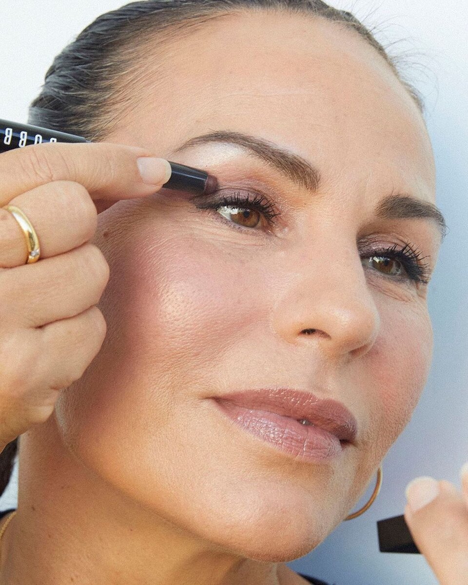 Одежда должна быть. Как должен выглядеть форум. По одежке встречают. Одежда педагога. Как должен сидеть мужской костюм.