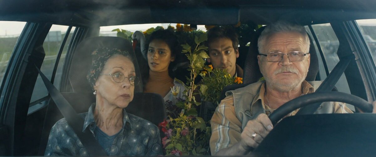 брат сфотографировал сестру. брат сфотографировал сестру. фоткаю сестру. слив младшей сестры. подглядывание за младшей сестрёнкой.