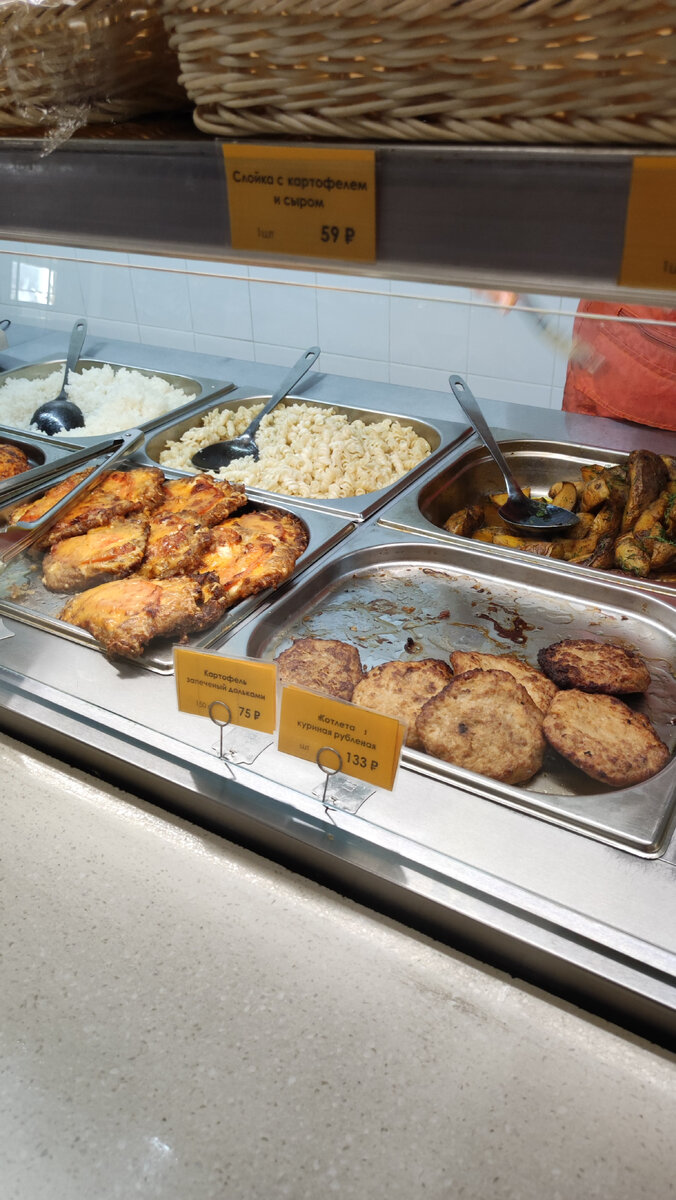 дальневосточный краб. морепродукты владивосток. морской дальневосточный продукт. владивосток ресторан браза. где поесть морепродукты во владивостоке.