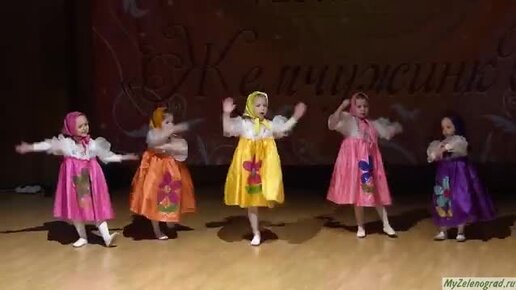 Детские танцевальные песенки. Детские эстрадные танцы. Детские песенки веселые танцевальные. Быстрая музыка для детских танцев. Детские танцевальные песенки.