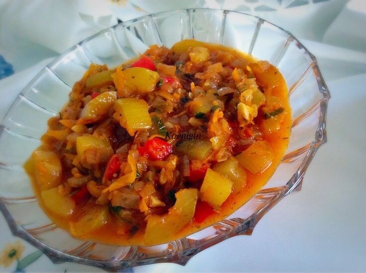 Запеченные кабачок и морковь