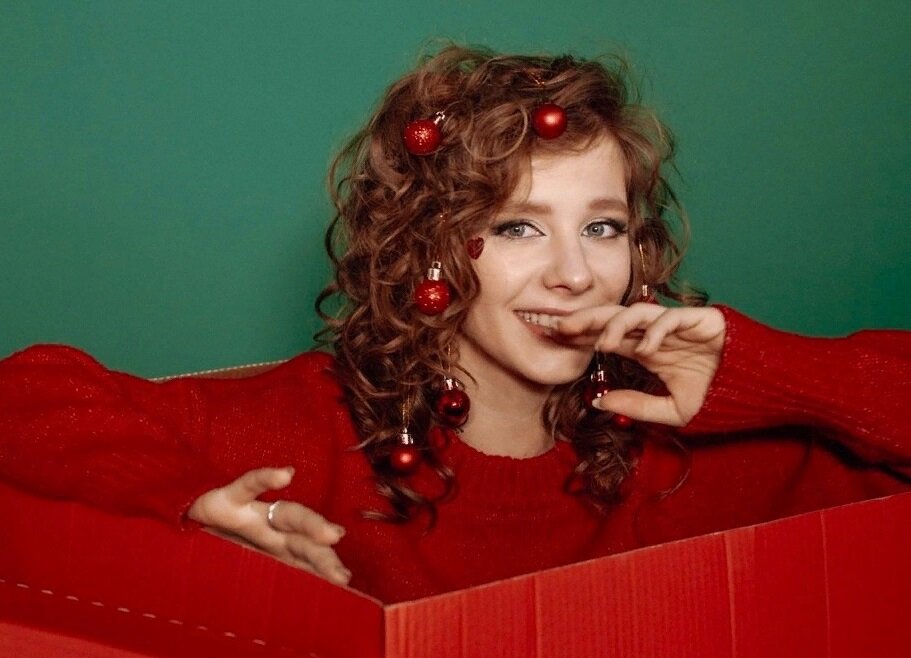 Лиза Арзамасова вызвала тревоги у поклонников. Фото: vk.com/elizavetarzamasova