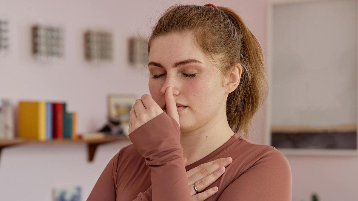 Инфаркт человек. Лицо больного с митральным пороком. Сердечные отеки характеристика. Болит сердце. Пациент с инфарктом миокарда.