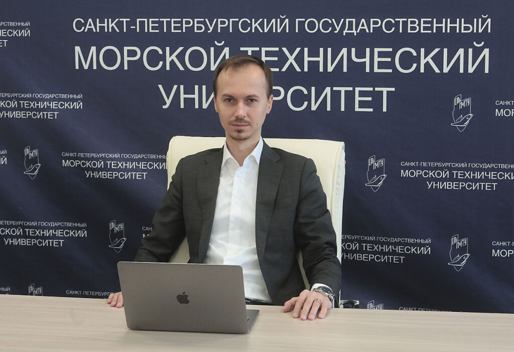 Новиков А.В., к.т.н., декан факультета кораблестроения и океанотехники СПбГМТУ, член-корреспондент Российской инженерной академии / Фото: Пресс-служба СПбГМТУ  📷

