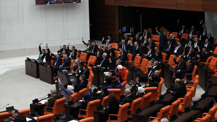 MUSTAFA KAYA/GLOBALLOOKPRESS