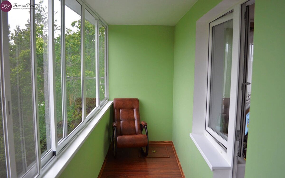 отделка балкона гипсокартоном. обшивка балкона. покраска балкона. внутренняя отделка балкона гипсокартоном. обшивка балкона гипсокартоном.