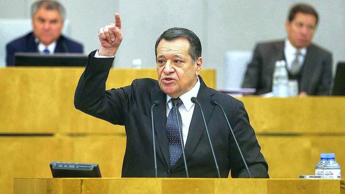 проценты выборов 2018. за грудинина на авто. антирейтинг россии при путине. грудинин кпрф. павел грудинин в молодости.