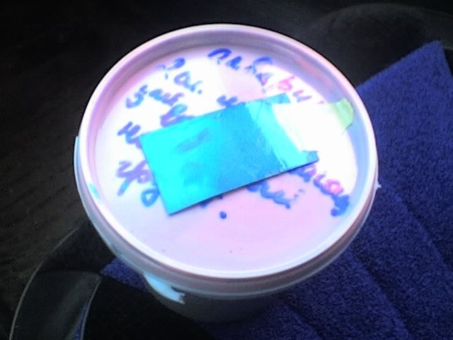 подборщица купила краску Аквамарин…