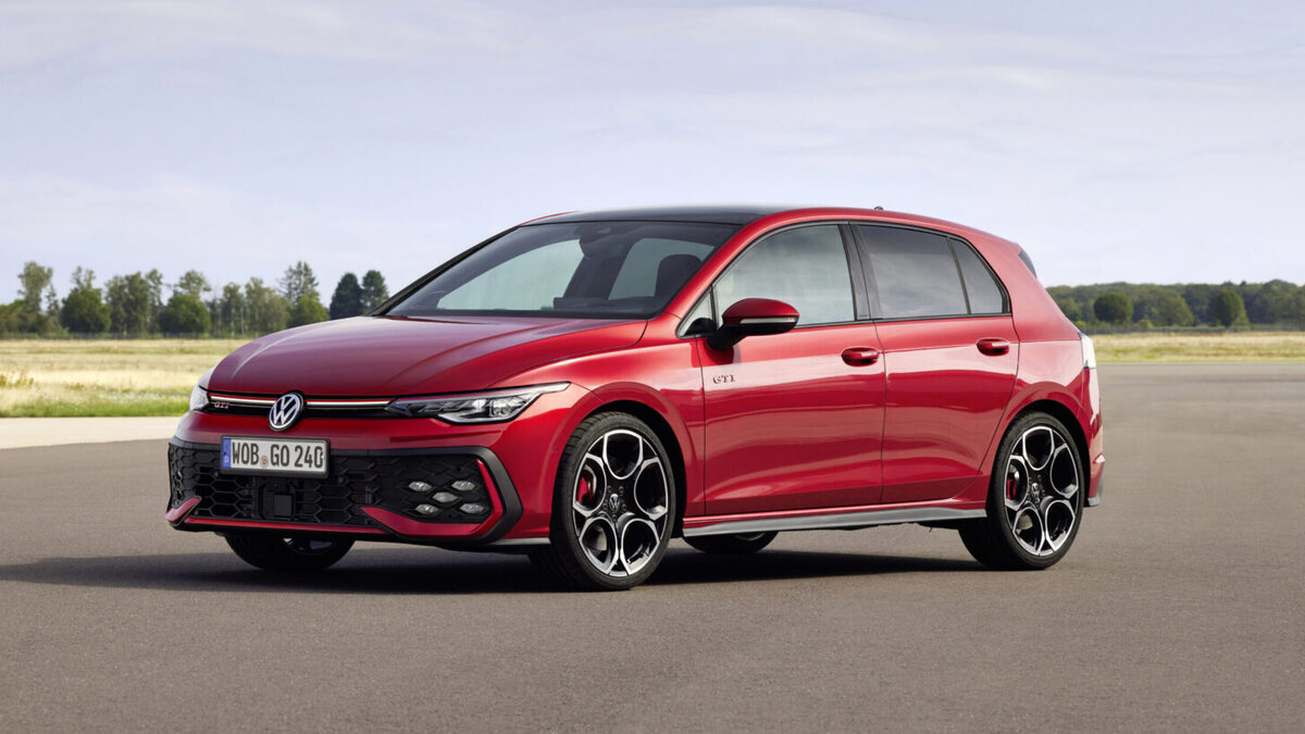    Новый Volkswagen Golf GTI. Фото Volkswagen