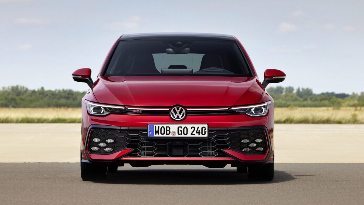    Новый Volkswagen Golf GTI. Фото Volkswagen
