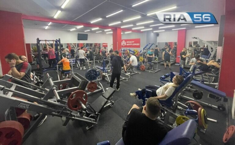    В январе в спортзалах Оренбурга появились первые «подснежники» Андрей Севостьянов