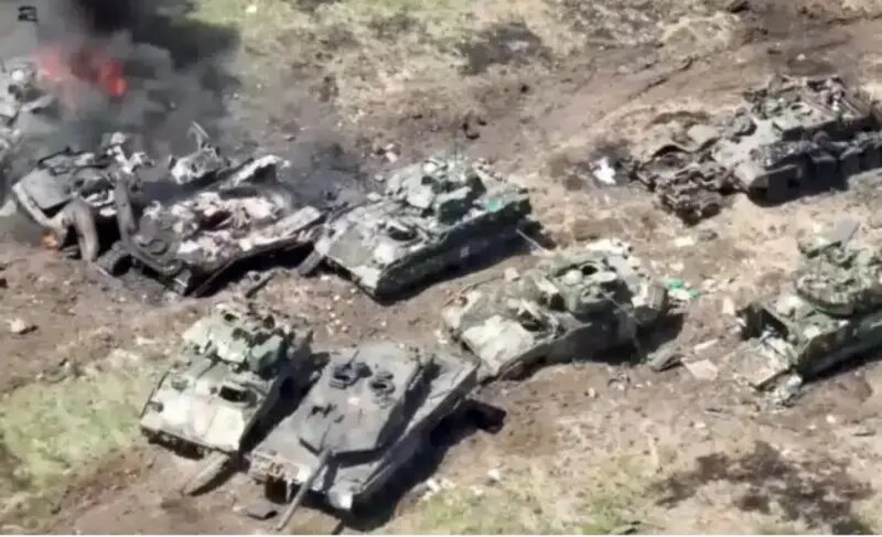 Место прописки в паспорте. Вконтакте восстановить страницу. Паспорт образец. Найти старую регистрацию. Сберкнижка вклад.