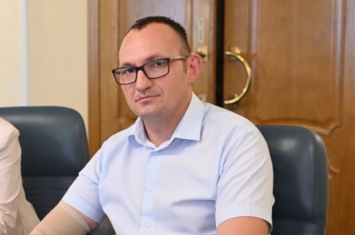    Олег Овчинников работал в Министерстве сельского хозяйства Удмуртии, в 2019 году стал главой Вавожского района.