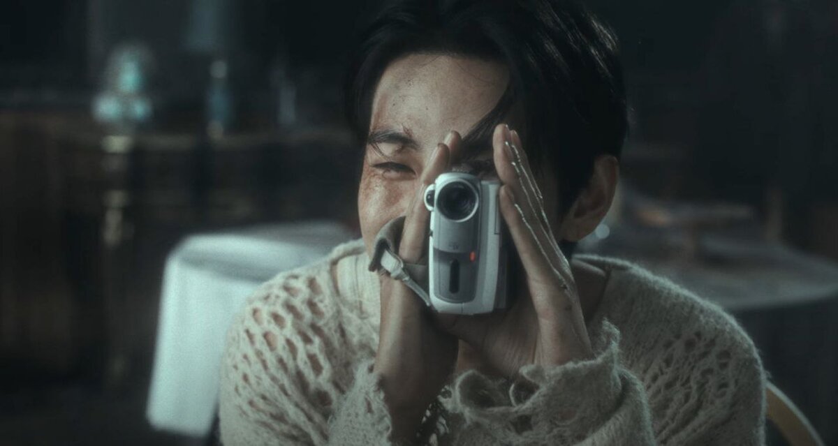 музыкальные клипы. музыкальные клипы. черно белый американский клип радуга. марлина байландо. съемки танцевального клипа.