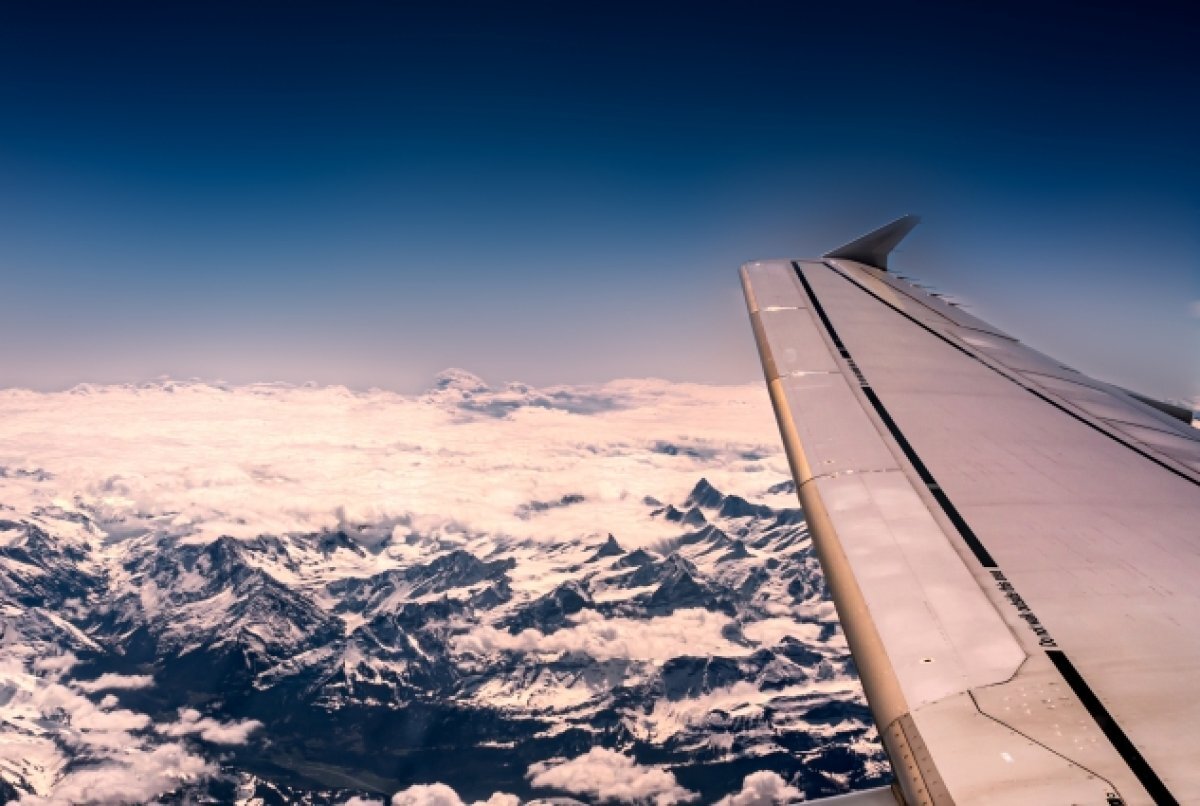    Пьяная пассажирка авиарейса «Чебоксары-Москва» показала стриптиз