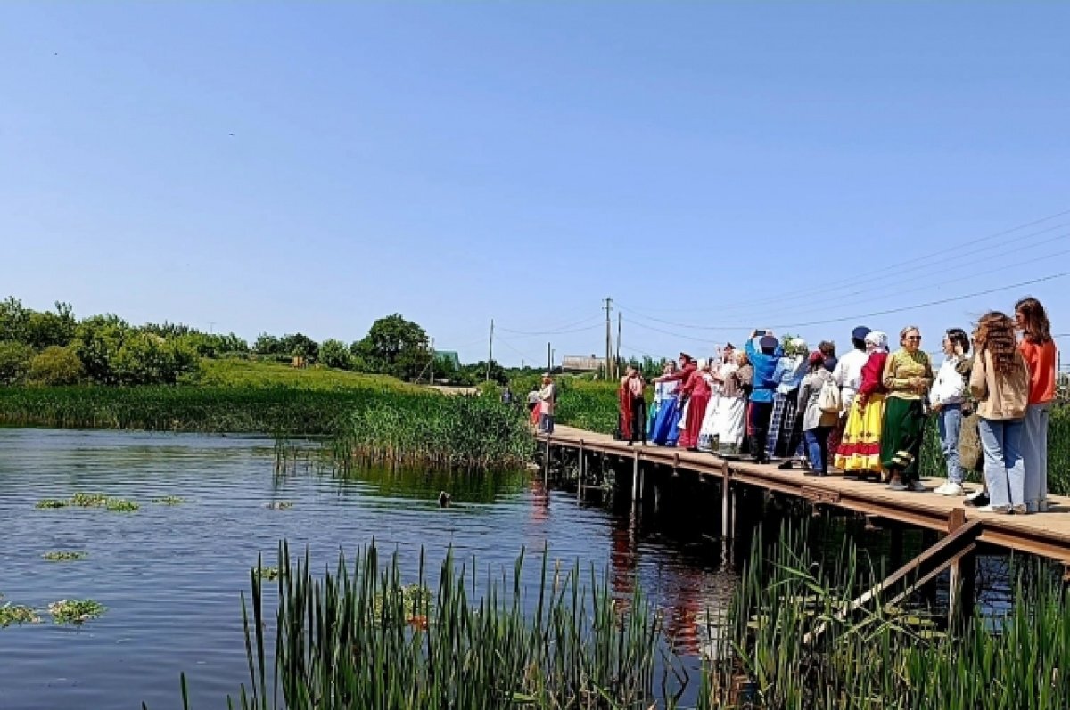    Преданья старины.