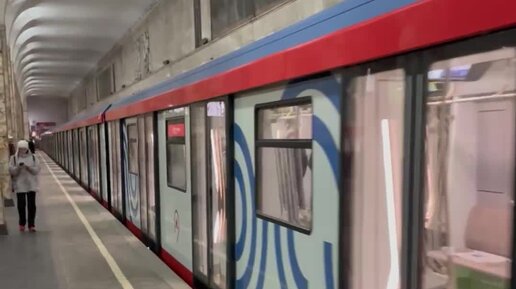 расписание составов метро