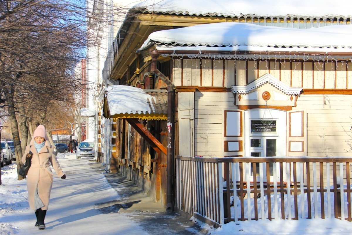    Многообразие стилей и сочетание зданий из разных эпох – одна из визитных карточек столицы Приангарья.