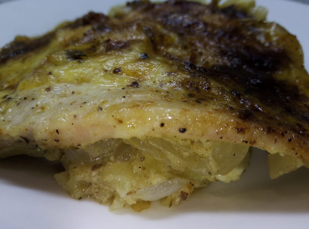 котлета куриная рубленая. куриные котлеты с кабачком. котлета куриная с картофелем. пюре с котлетой. зразы фаршированные шампиньонами.