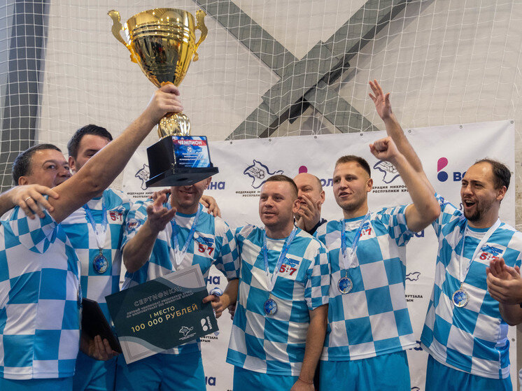     "Арена 5:7" стала первым победителем в истории проведения чемпионатов Республики Крым по микрофутзалу.