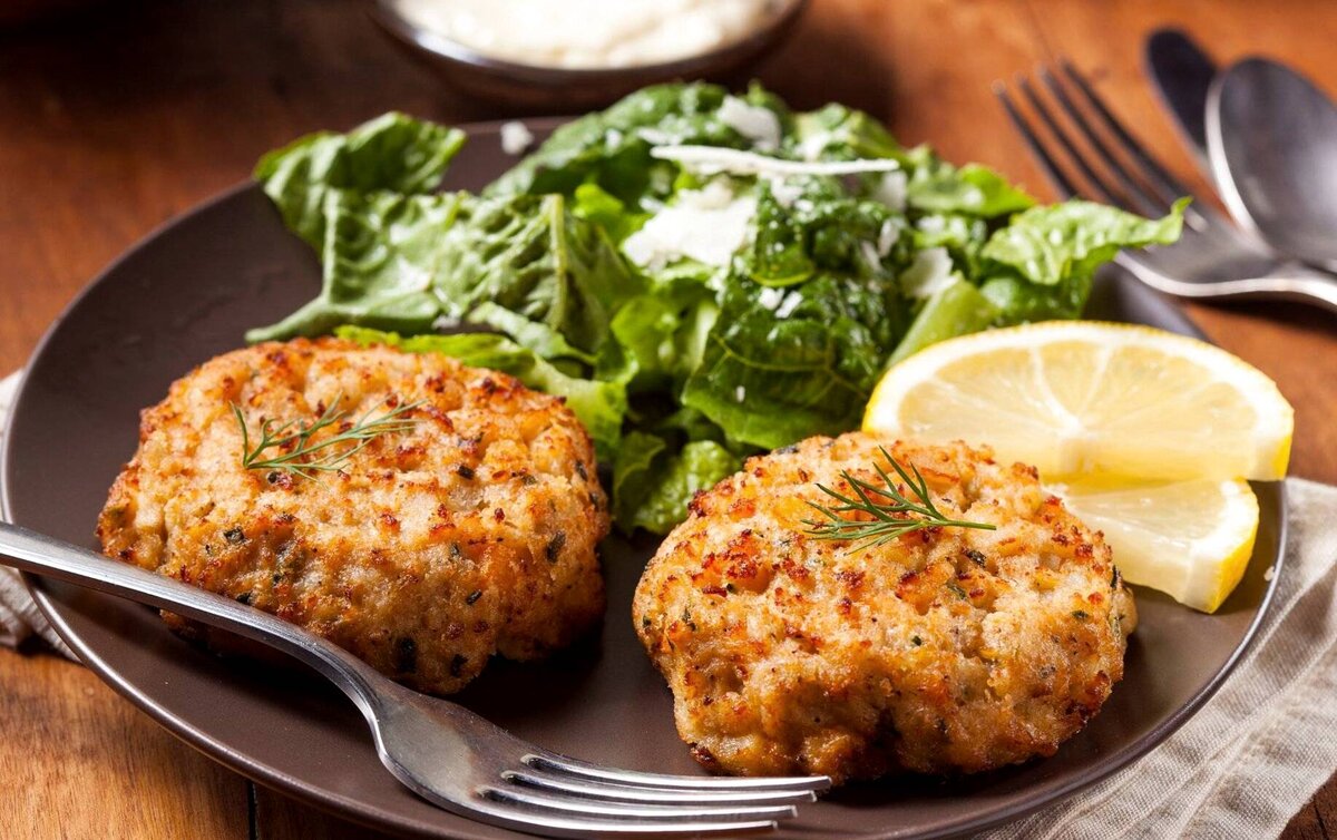 вкусные овощные котлеты. вкусные овощные котлеты. вегетарианские блюда из картофеля. овощные котлеты из кабачков. котлеты из цукини.