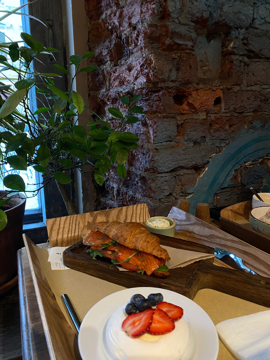 Завтрак в ресторан-маркете MarkerPlace на Невском проспекте