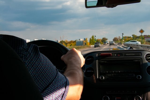    Почему в Краснодаре водитель высадил на трассе школьника с ДЦП?