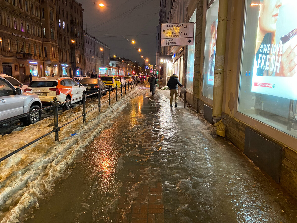 Когда уберут новогодние украшения в питере