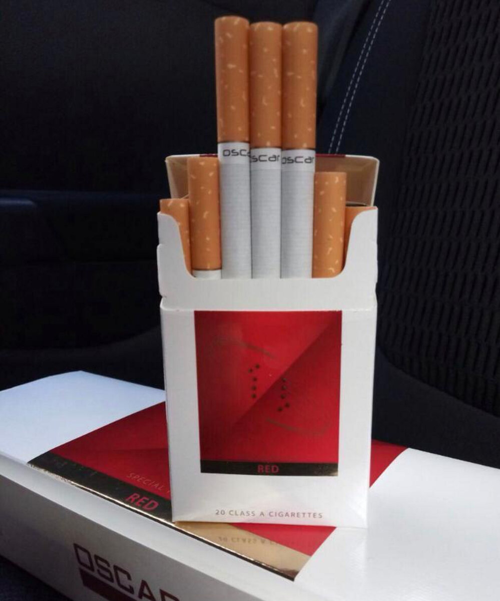Ред сигареты купить. Сигареты Mac Queen Size Red. Сигареты Мак компакт Queen Size Red. Сигареты Oscar Red. Сигареты Oscar Queen.
