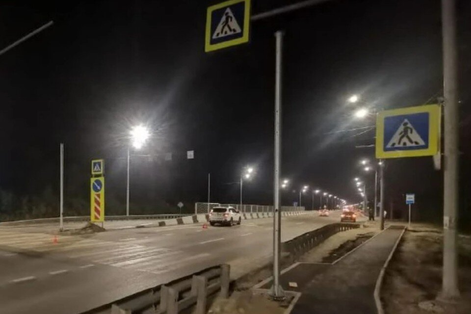 Электричка город обь. Рассветная 9 новосибирск. Ул 25 лет октября новосибирск. Жк венеция вечером высокое качество. "осенние места в новосибирске".