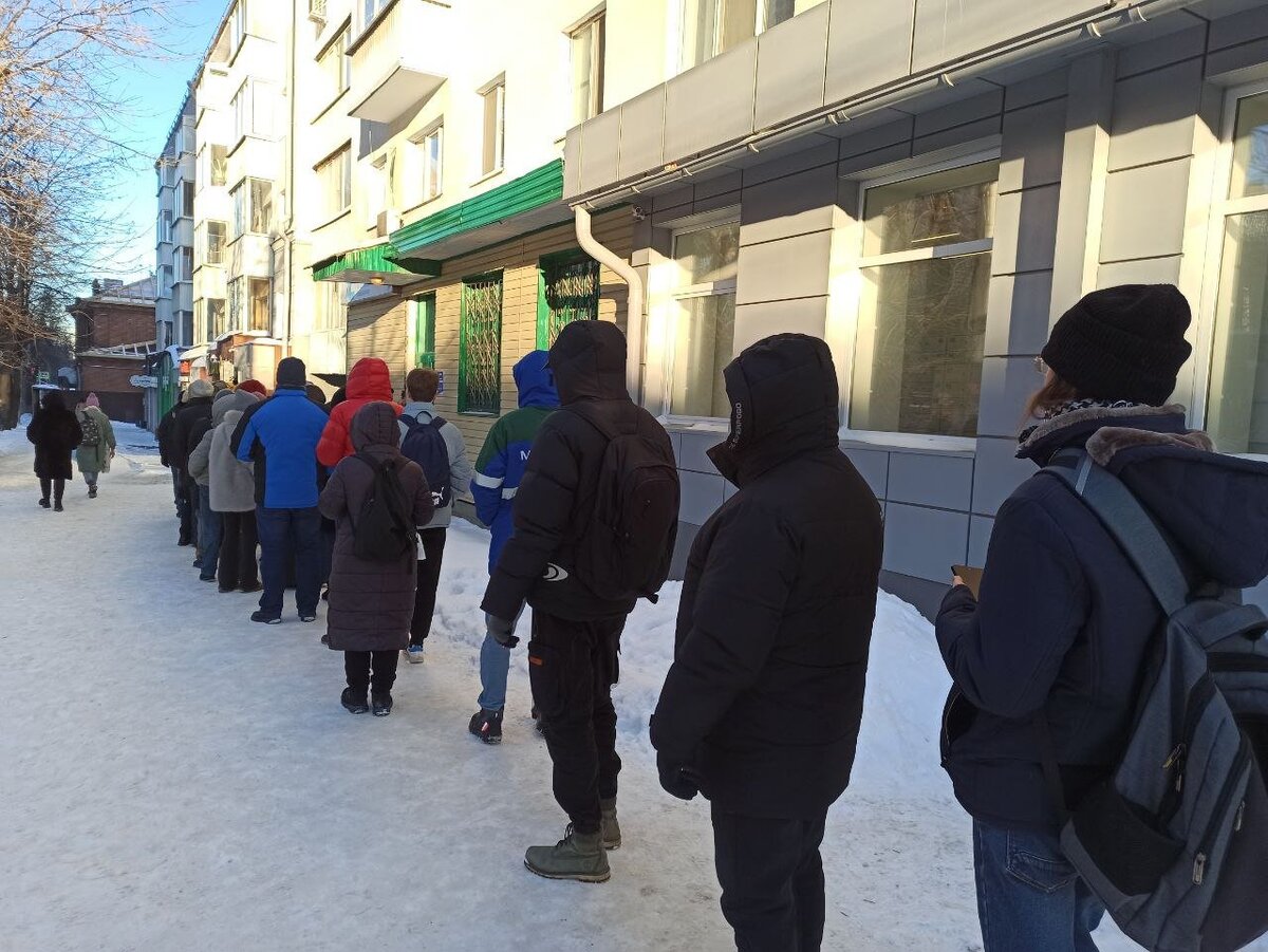 флешмоб выстроились в слово спорт. слова выстроившиеся в ряд. слова выстроившиеся в ряд. словарь синонимов абрамова. слова выстроившиеся в ряд.