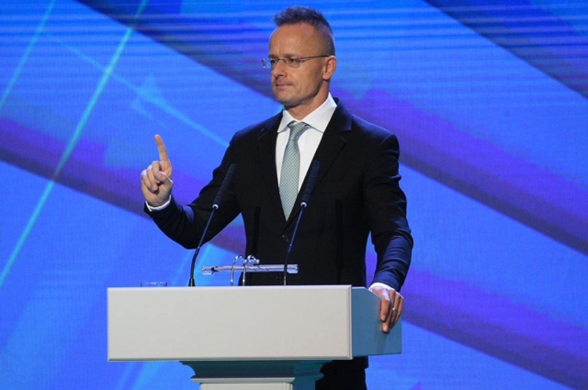    Министр иностранных дел и внешней торговли Венгрии Петер Сийярто.