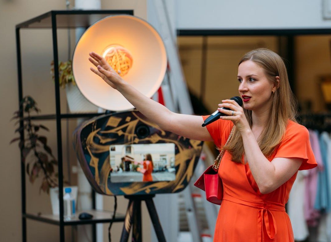 мастерские дизайнеров одежды. школа дизайна design. современная творческая мастерская. школа дизайна design. школа дизайна design.