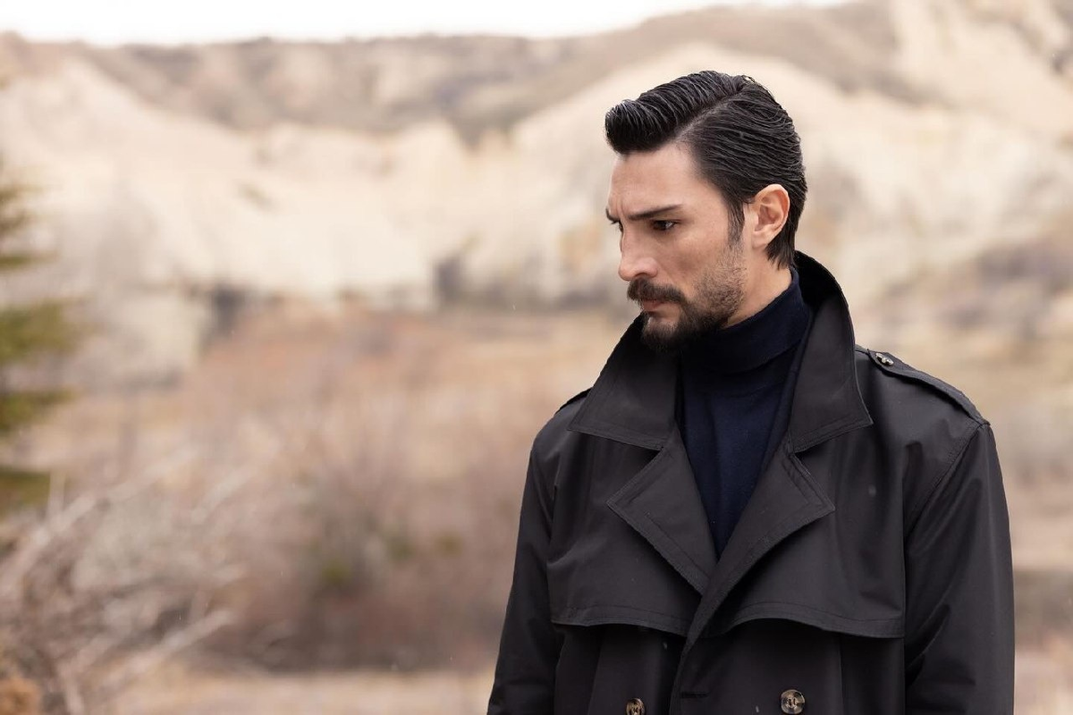 Кадр из сериала "Сапфир". Картинка из Интернета.