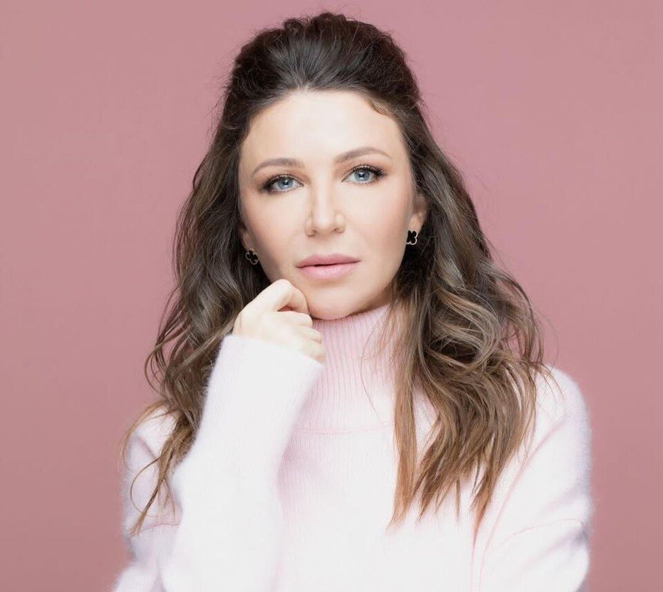 стих начни с себя. стихотворение есть в осени первоначальной тютчев. стихи про изменить себя.