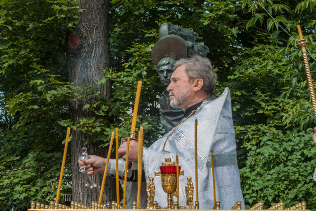 25 июля 2019 г. панихиду возглавил протоиерей Михаил Ходанов в сослужении диакона Владимира Правдолюбова | Фото А. Свалов