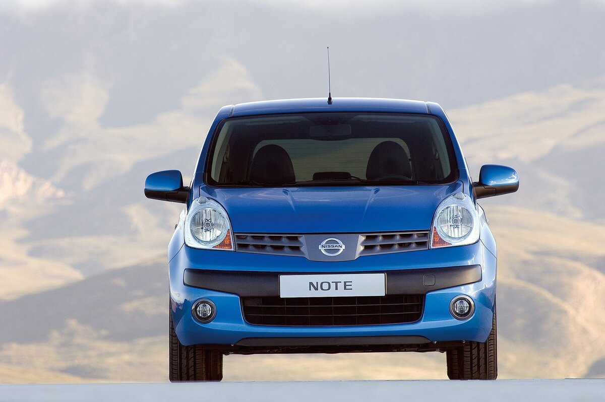 в каком месте разрешено остановиться. в каком из указанных мест стоянку. в каком из указанных мест можно поставить автомобиль на стоянку. безопасное место в машине для ребенка. в каком месте на автомобиле должен.