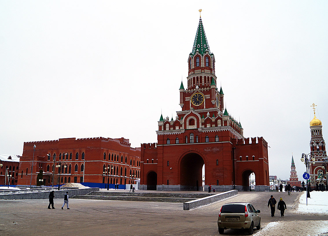 Почти Спасская башня