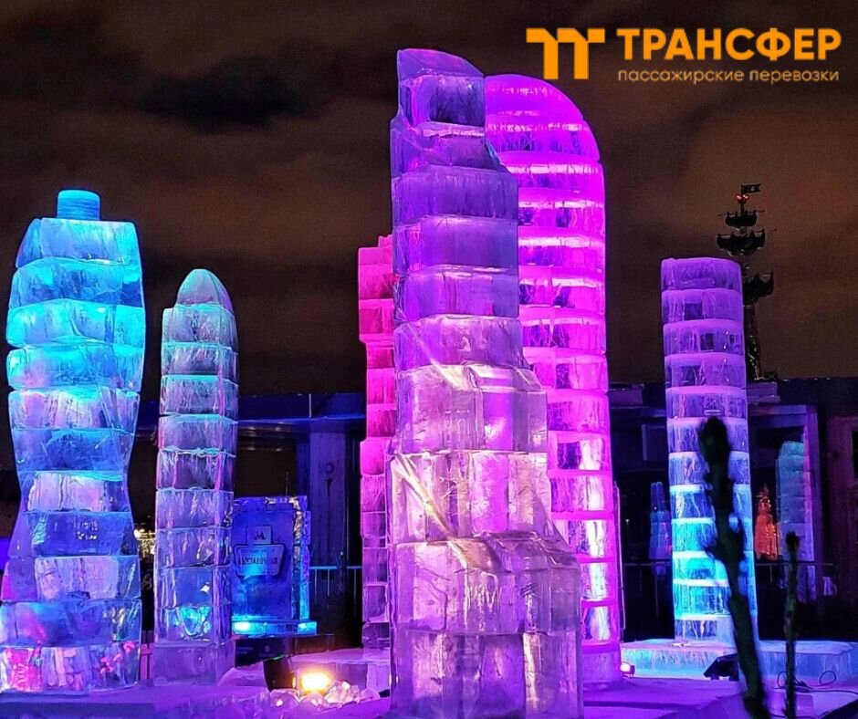 каток вднх люди. где погулять с девушкой зимой в москве. новогодние каникулы в казани. кататься на коньках вечером. новогодняя фотосессия на катке.