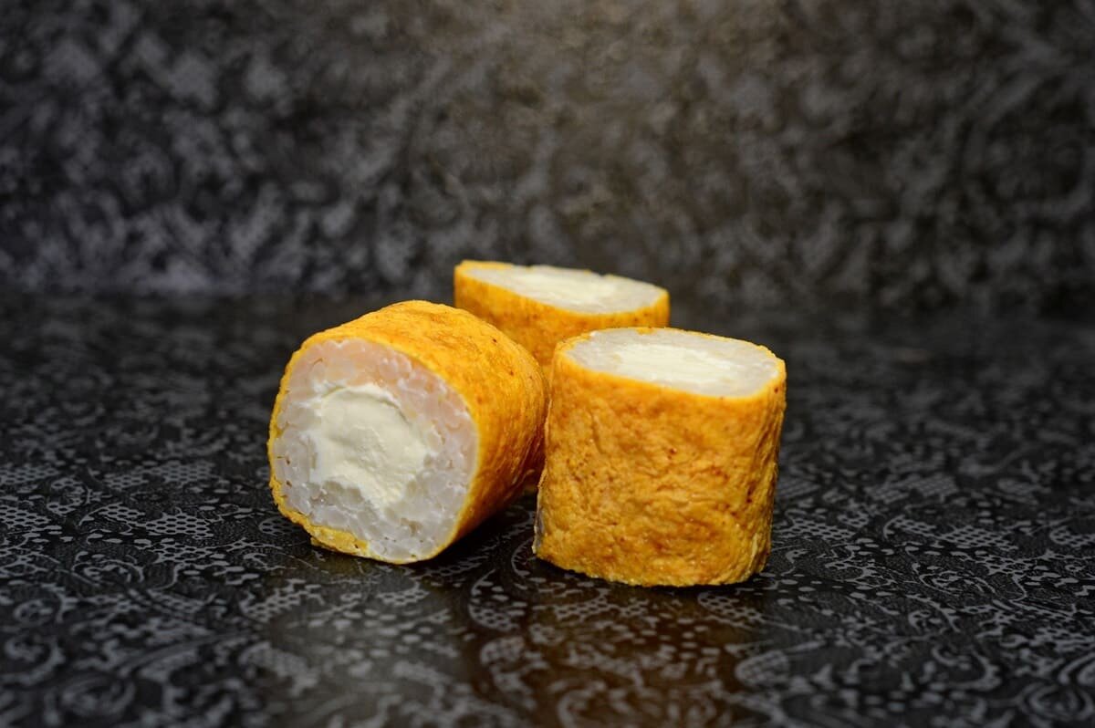 вылазил оттуда