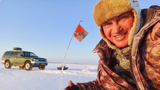 Рыбалка с ночёвкой на льду. Приготовили свежака из судака.